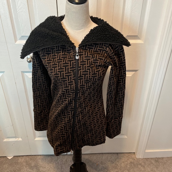 Tonia size M jacket - Picture 3 of 14